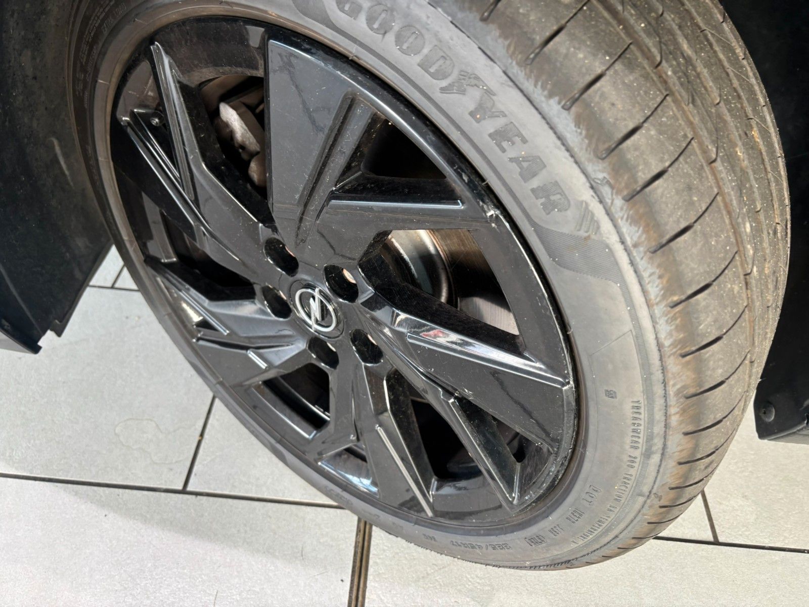 Fahrzeugabbildung Opel Astra L Lim. 1.6 HYBRID GS SPORT NAVI/360°/DAB+
