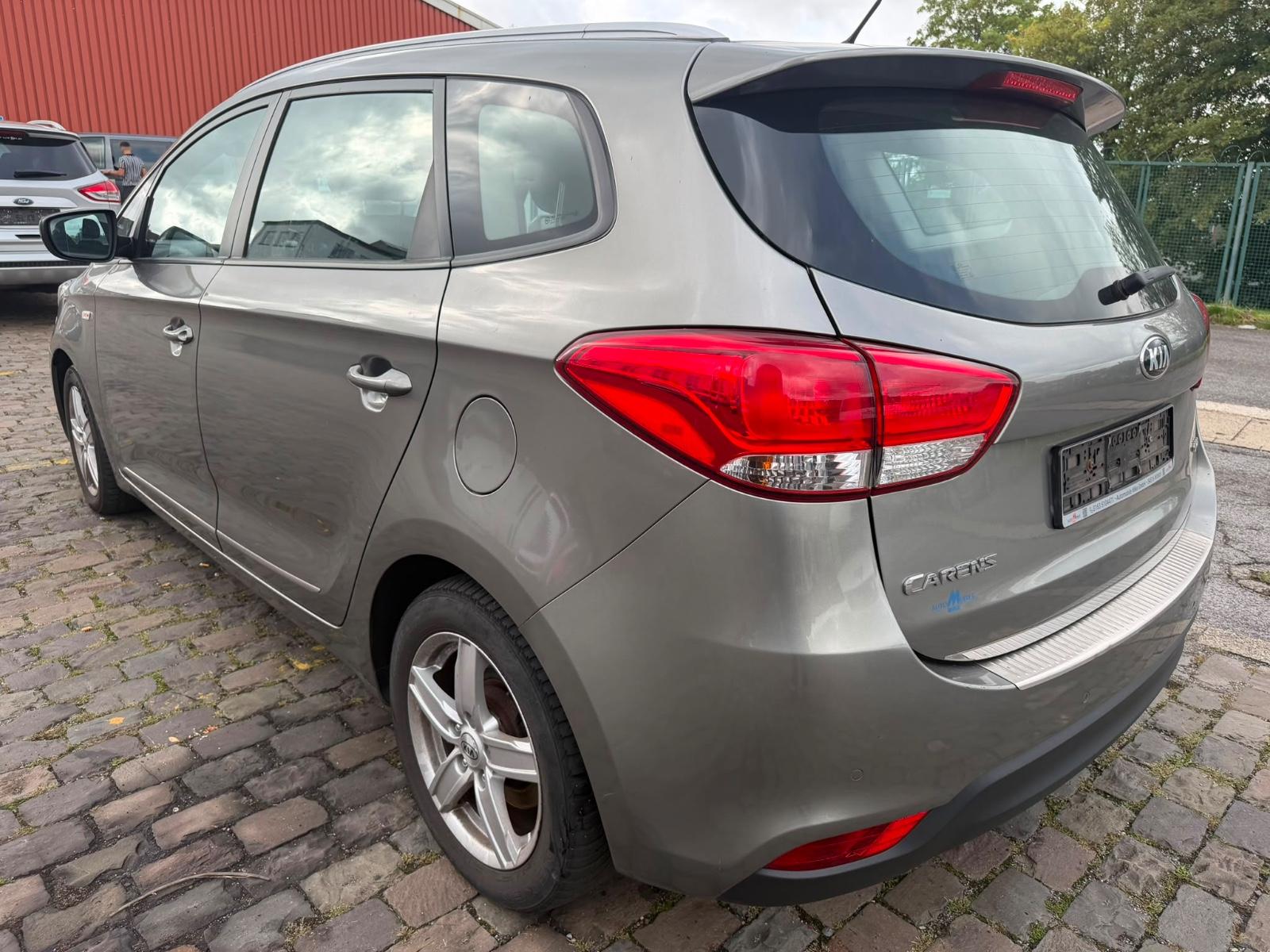 Kia Carens 2014 — photo 6