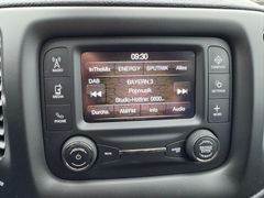 Fahrzeugabbildung Jeep Compass 2.0 MultiJet 103kW Longitude 4x4