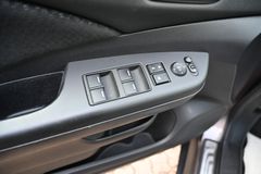 HONDA CR-V 2.0 i-VTEC Elegance AHK Navi Sitzhz 2Hd Cam
