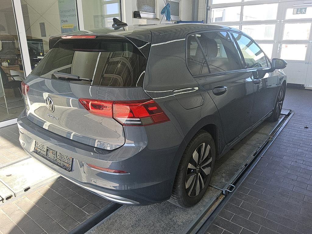 Volkswagen Golf VIII Lim. Move 1.5TSI+110kW+SHZ imagem 2