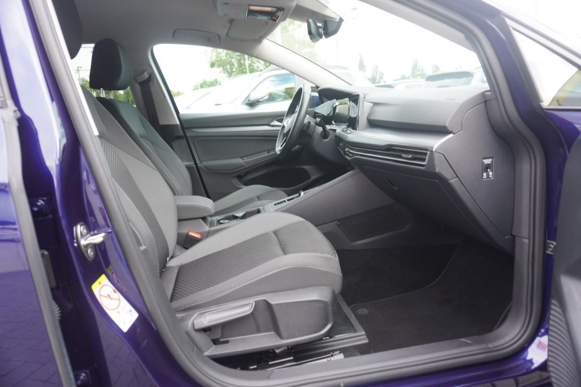 Volkswagen Golf VIII 1.5 eTSI DSG Active LED Standheizung, миниатюра 8