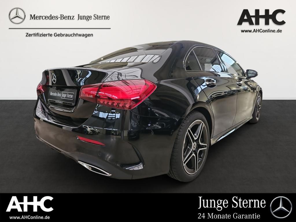 Fahrzeugabbildung Mercedes-Benz A 180 AMG Night Pano SDHZ LED Sound KeyLess KAM