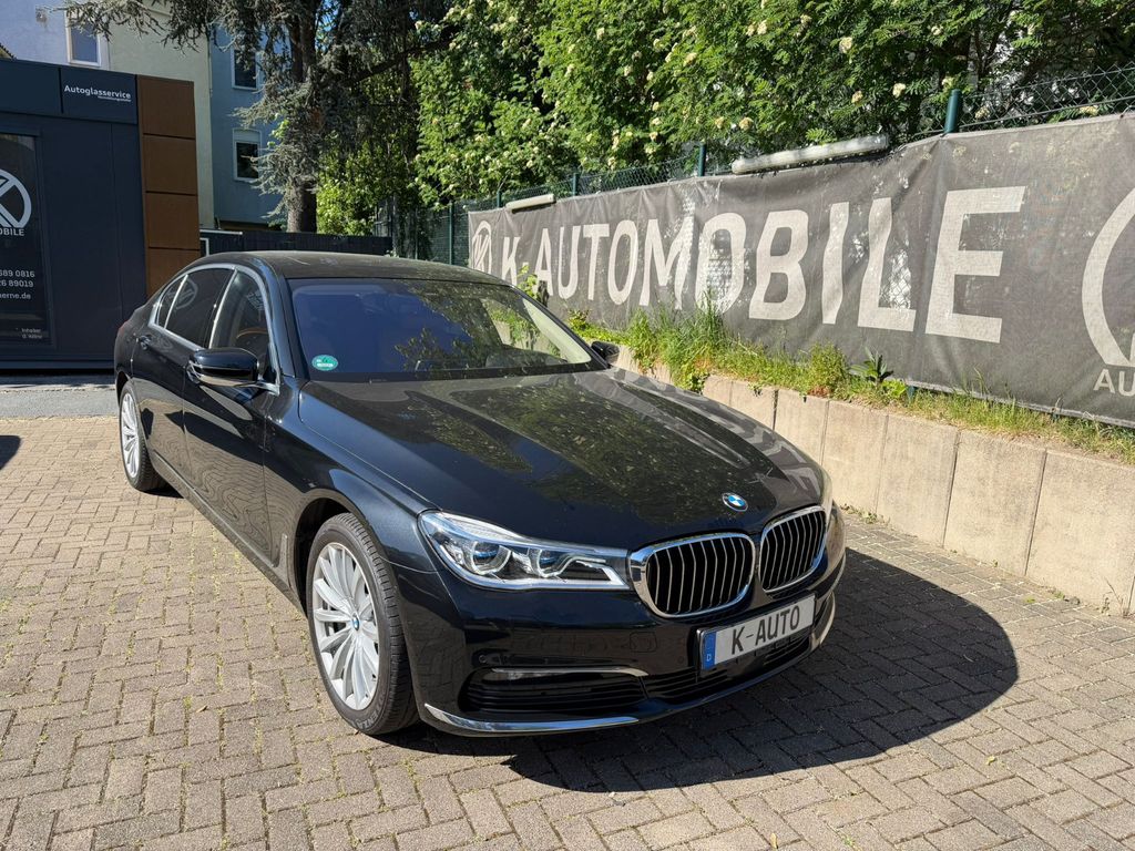 Image of BMW 740