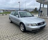 Audi A4 2,4 V6  Neue TÜV - Audi A4 aus 1998: Kombi