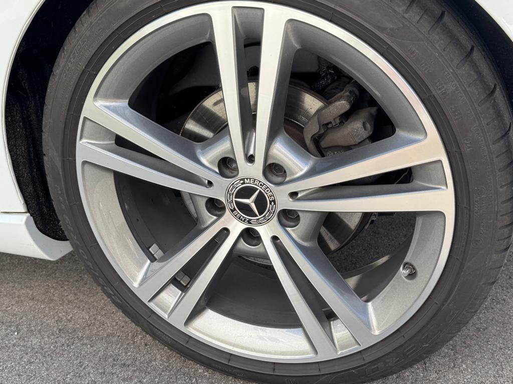 Mercedes-Benz A 220