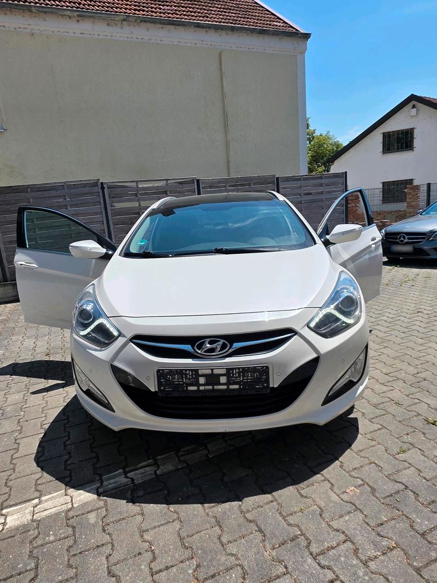 Hyundai i40, 2014
