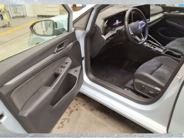 Volkswagen Golf VIII Variant 1.5 eTSI DSG Navi LED Kamera D foto 4