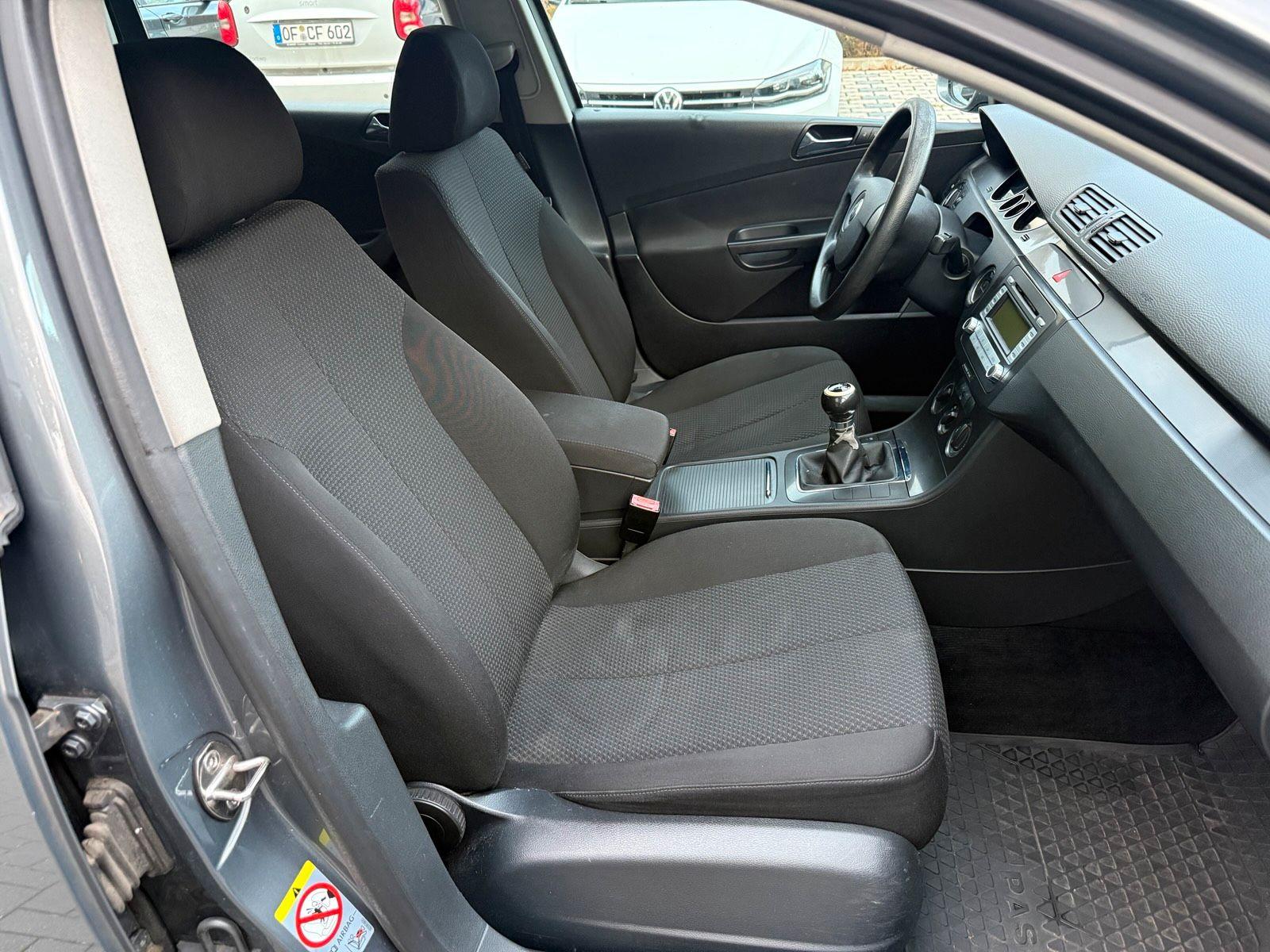 Volkswagen Passat 2006 — photo 12