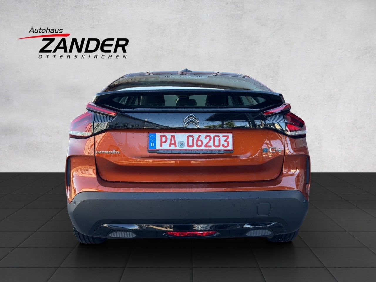 Fahrzeugabbildung Citroën C4 Lim. ë- Feel