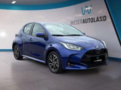 Fahrzeugabbildung Toyota Yaris Hyb Team D LED SHZ 15 Jahre Garantie