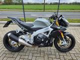 Aprilia TUONO 1000 4 V R APRC + HELM - APRILIA TUONO