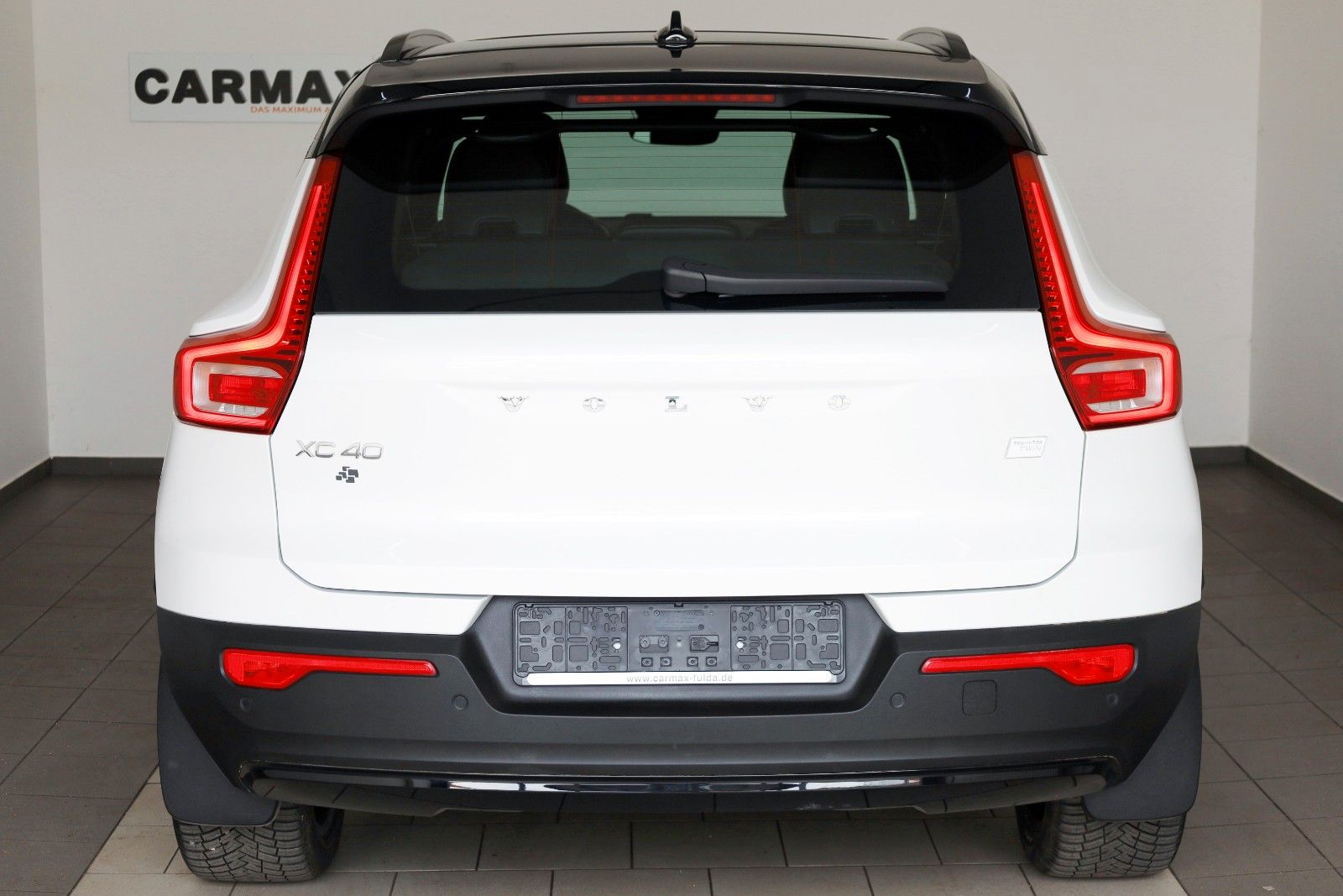 Fahrzeugabbildung Volvo XC40 Pro 78KWH AWD Leder,Navi,PanDach,Autopilot