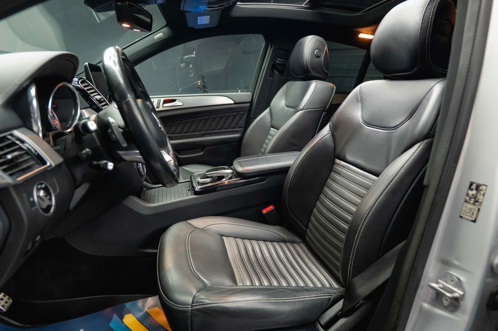 Fahrzeugabbildung Mercedes-Benz GLE 350d Coupe 4Matic AMG Night *Pano*ACC*LED*