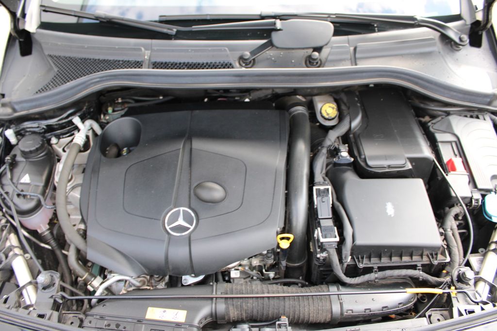 MERCEDES-BENZ B 200 d Urban LED NAVI SHZ PDC AUT