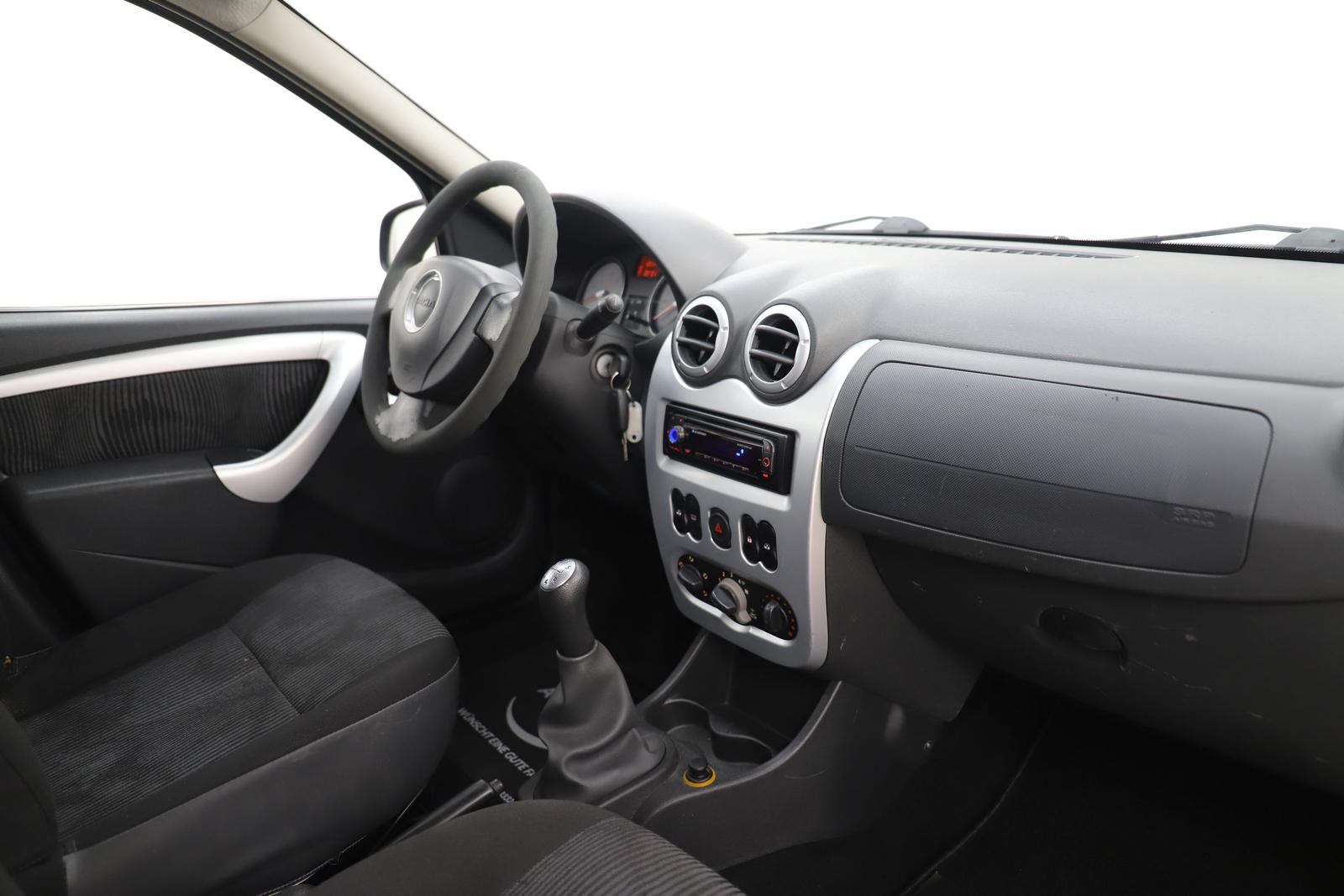 Dacia Logan 2009 — photo 15