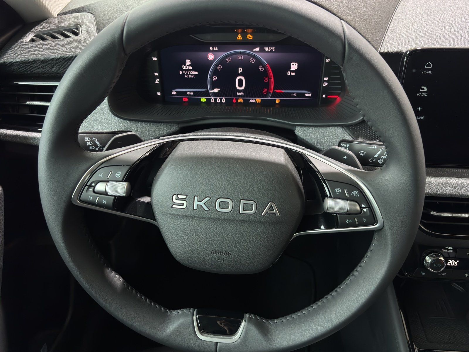 Fahrzeugabbildung SKODA Kamiq Tour 1,5 TSI 110 kW DSG