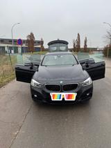BMW 330 Gran Turismo Gran Turismo 330d xDrive M ... - schwarze BMW 330 Gran Turismo