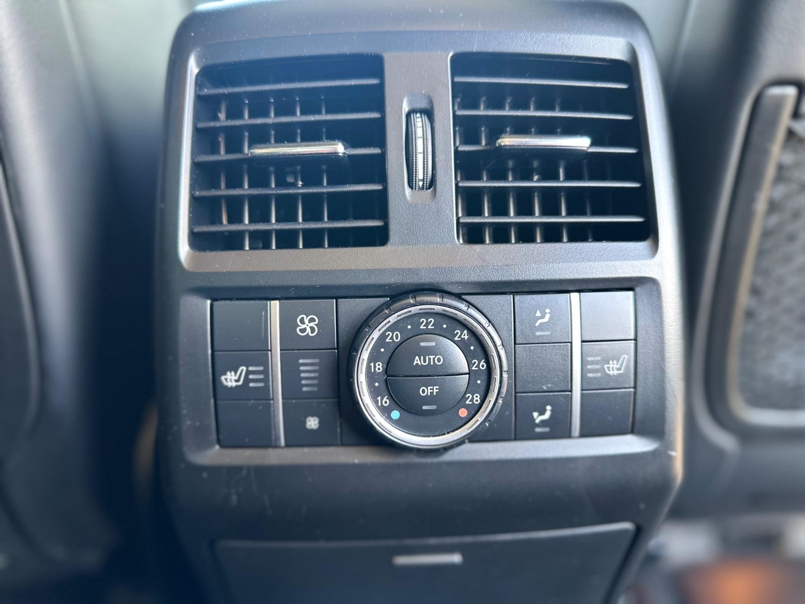 Mercedes-Benz ML 63 AMG 4Matic*Vollausstattung*AHK*360°*Harman