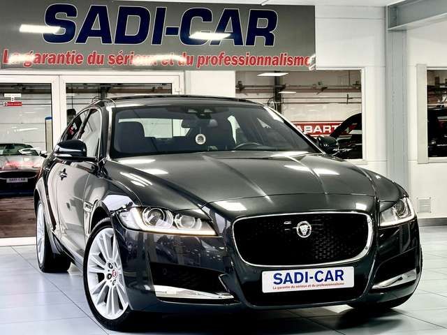 Jaguar XF 3.0 D 300cv V6 - PACKSPORT - FULL OPTIONS !!!