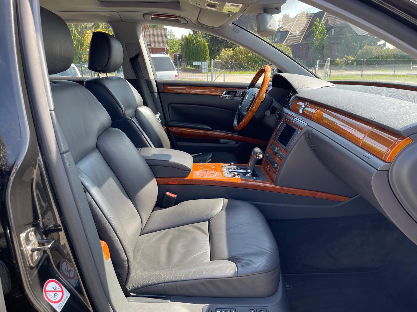 Volkswagen Phaeton V8 4Motion 2HD 18 Zoll 5-Sitzer