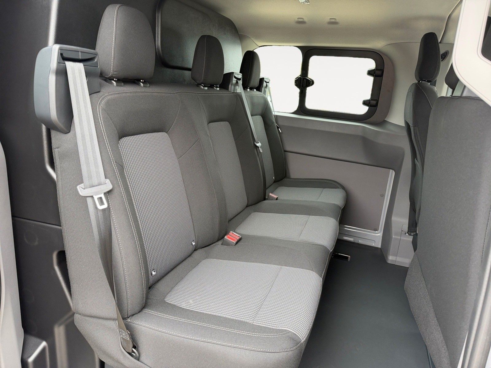 Fahrzeugabbildung Volkswagen Transporter Kasten Plus LR*Klima*AHZV*Holzboden*