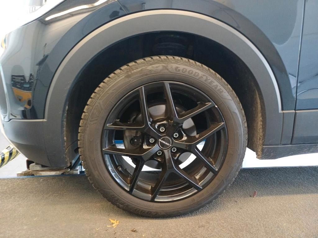 Fahrzeugabbildung Volkswagen T-Cross Life LED SPORT-PAKET SITZH. NAVI APP