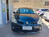 Renault RENAULT CLIO 1.5 DCI 65 C.V. UNICO PROPRIEATARIO - Renault Clio V6 mit Diesel-Antrieb