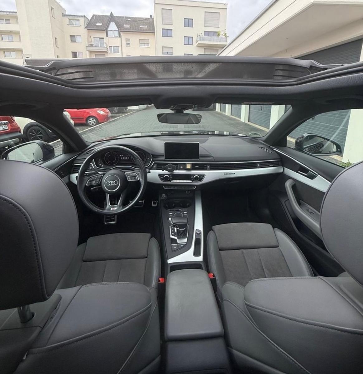 Audi A4 TDI quattro Avant S line