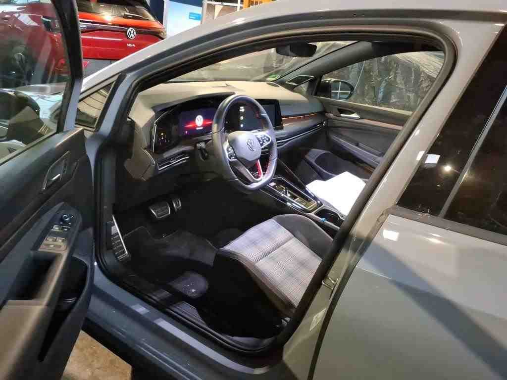 Volkswagen Golf - Bild 8