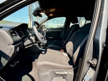 Volkswagen T-Roc - 7