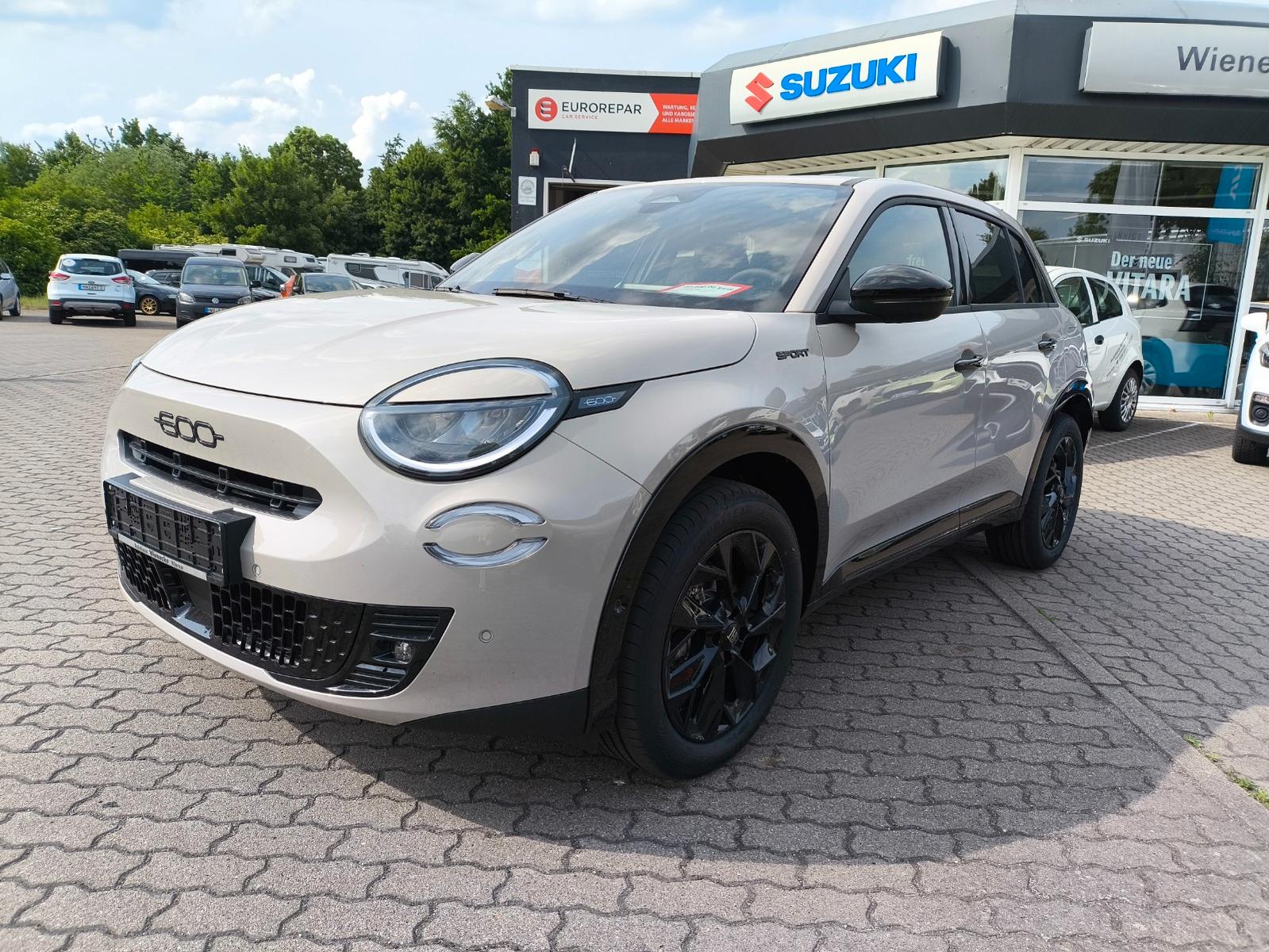 Fiat 600 1.2 Hybrid T3 107 kW eDCT SPORT