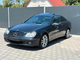 Mercedes-Benz CLK 280 AVANTGARDE/AUT/NAV/SHZ+L/SHD/PDC - Mercedes-Benz CLK 280 aus 2005