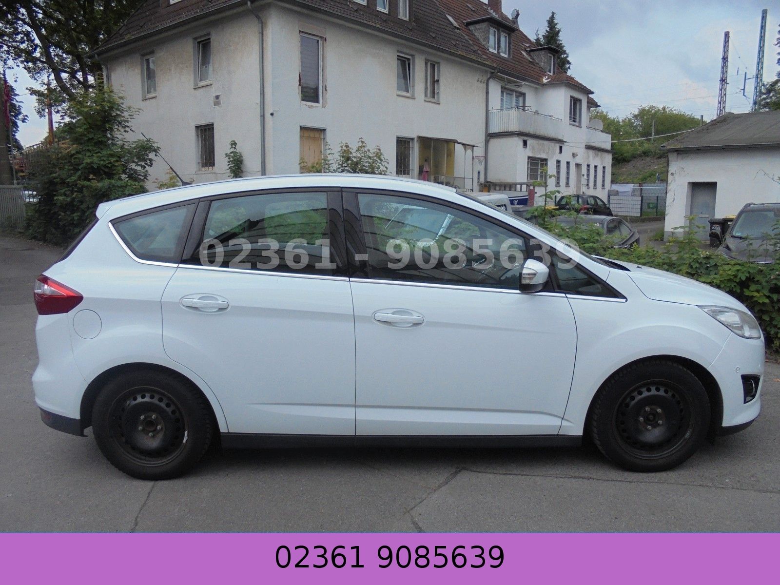 Fahrzeugabbildung Ford C-MAX Titanium/Klima/Navi/Pdc+Kamera/Steuerkette