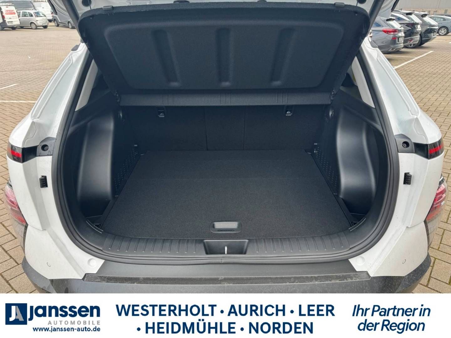 Fahrzeugabbildung Hyundai KONA Trend/Elektr. Heckklappe/Navi/Rückfahrkamer