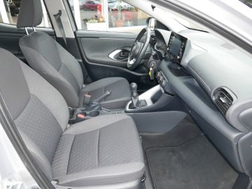 Toyota Yaris - 7