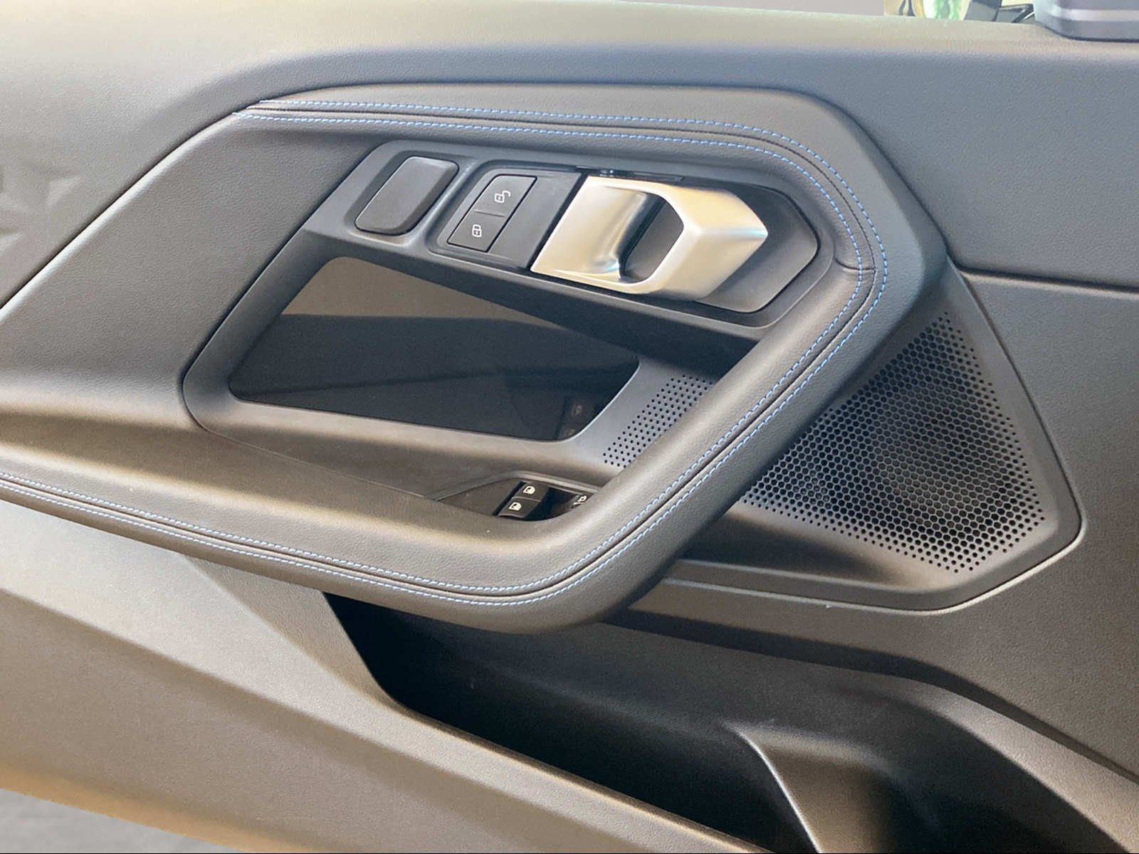 BMW 218 - Bild 16