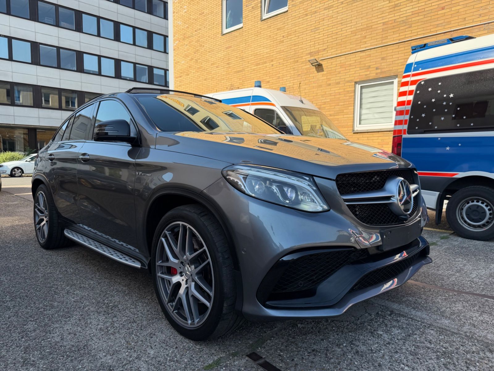 Mercedes-Benz GLE 63 S AMG /4 MATIC/PANORAMA/ imagem 3
