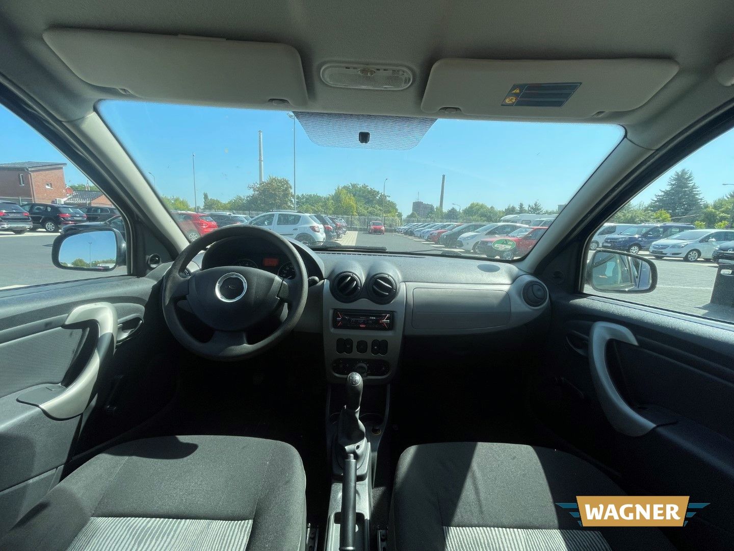 Fahrzeugabbildung Dacia Sandero Ambiance 1.4 MPI wenig Kilometer