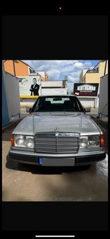Mercedes-Benz MERCEDES w124 320 - Mercedes-Benz 320 aus 1993