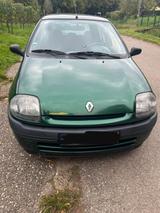Renault Clio RN 1,2 Benzin - Renault aus 1999
