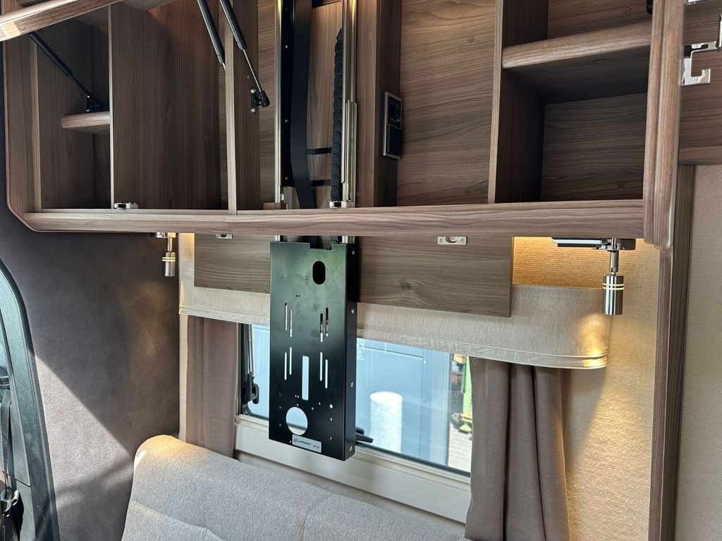 KABE Travel Master Royal X780LXL KABE Travel Master Royal X780LXL