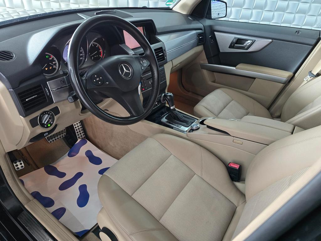 Mercedes-Benz GLK 320
