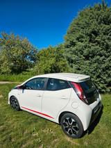 Toyota Aygo (X) 1,0-l-VVT-i x-play connect x-shift ... - Toyota: Aygo Vvt I