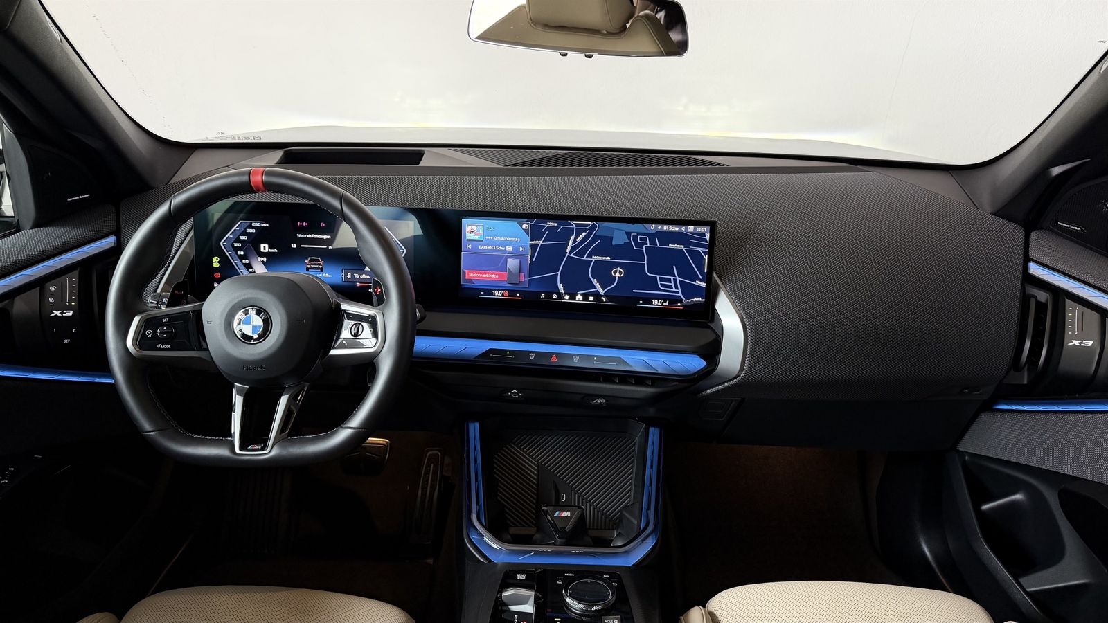 Fahrzeugabbildung BMW X3 M50 |M Sportpaket pro |Panorama-Glasdach |Sit