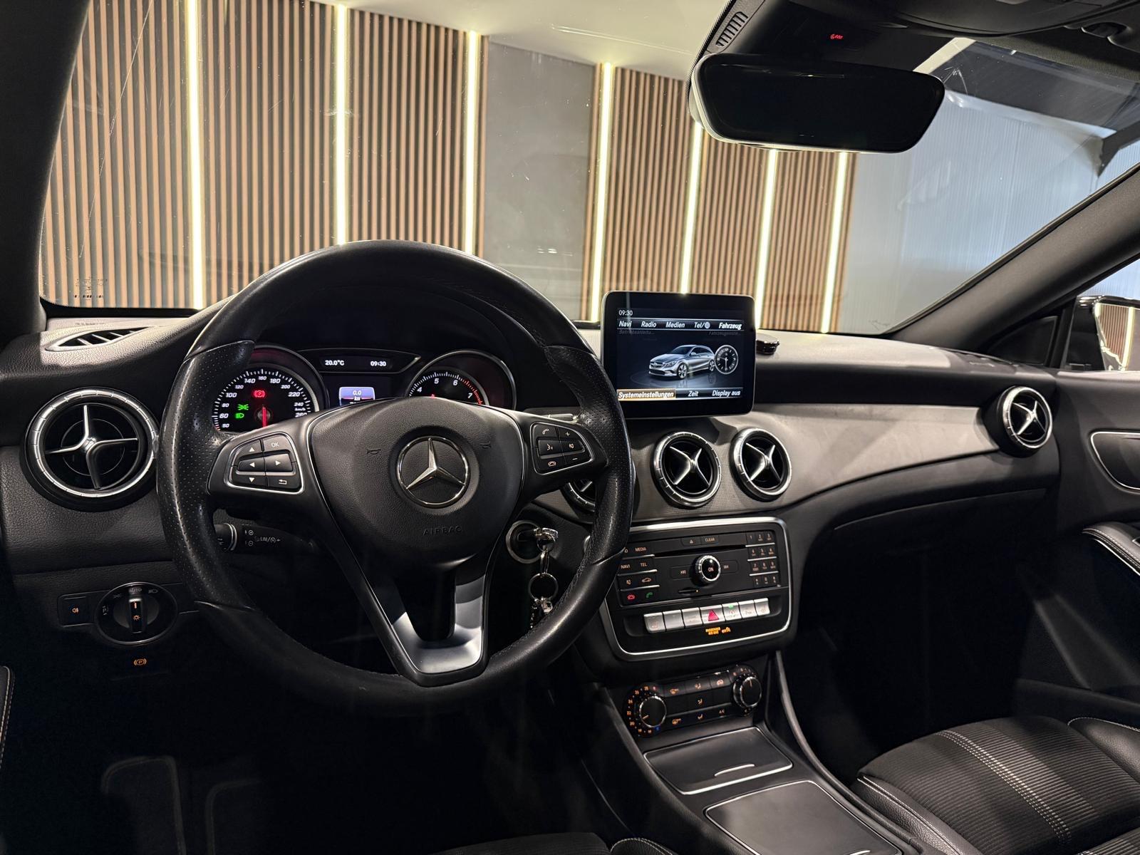 MERCEDES-BENZ CLA 200 SHOOTING BRAKE 1.6 156ch BVA Sièges sport chauffants Historique présent - 2EME MAIN