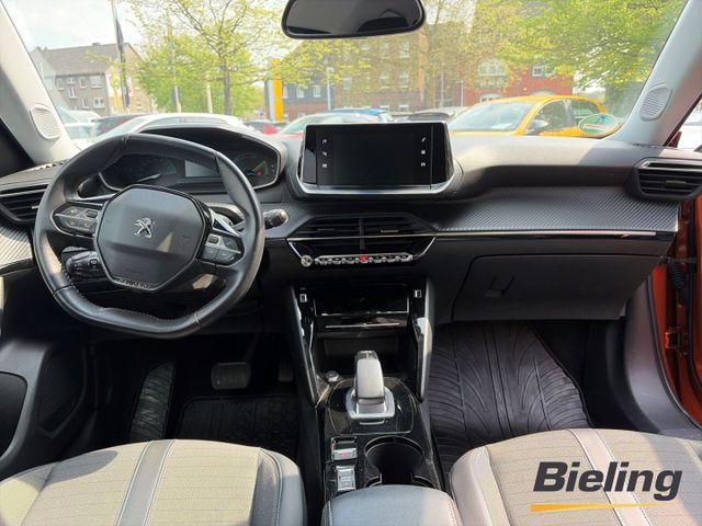 e-2008 Allure Elektro Navi Digitales Cockpit Kam