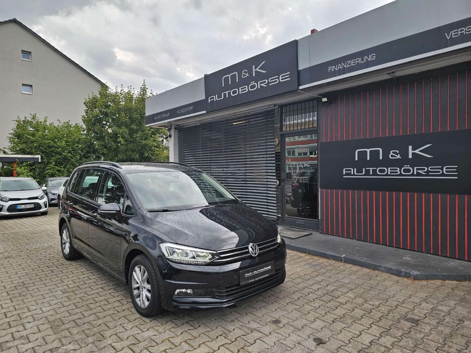 Volkswagen VW Touran 1,5 TSI BMT DSG Higline 7 Sitz.