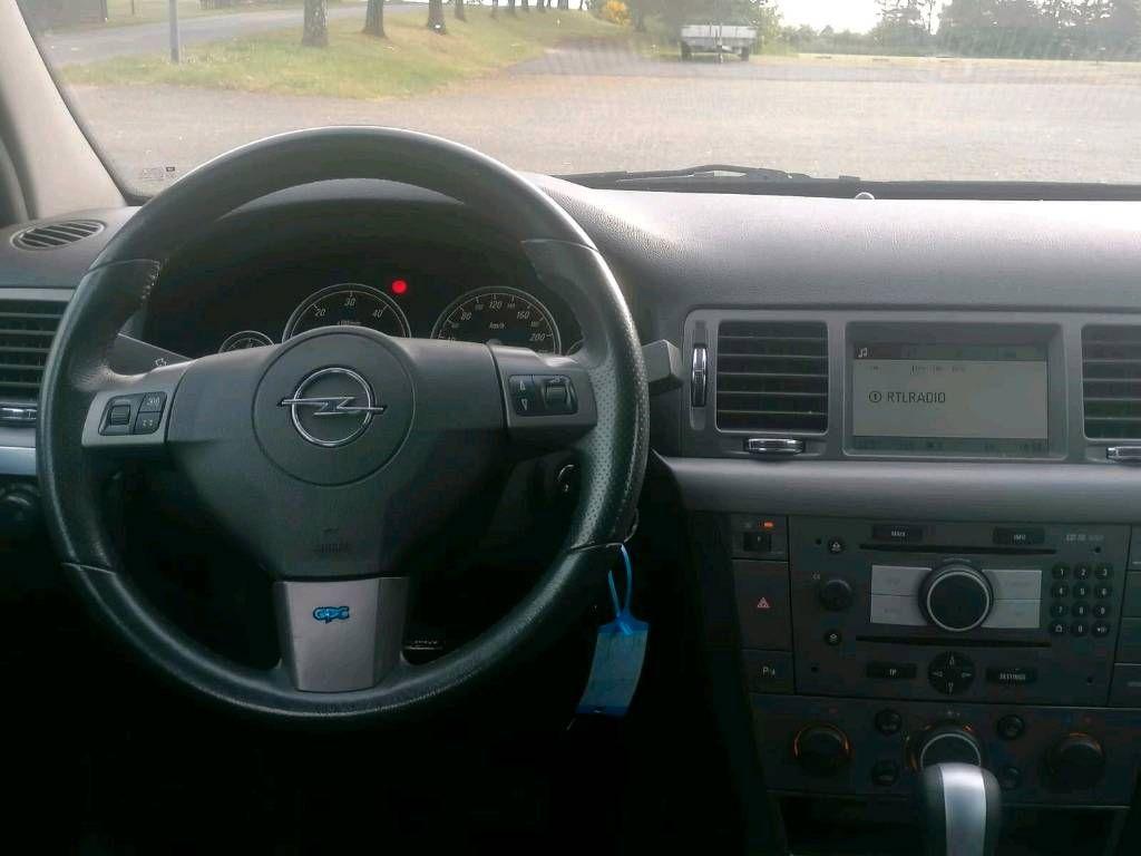 Opel Vectra 2005 — photo 15