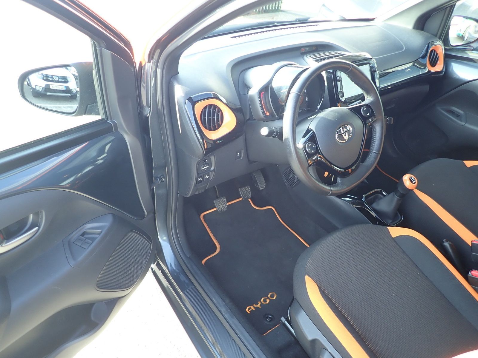 Fahrzeugabbildung Toyota Aygo X-City 1.0 JBL